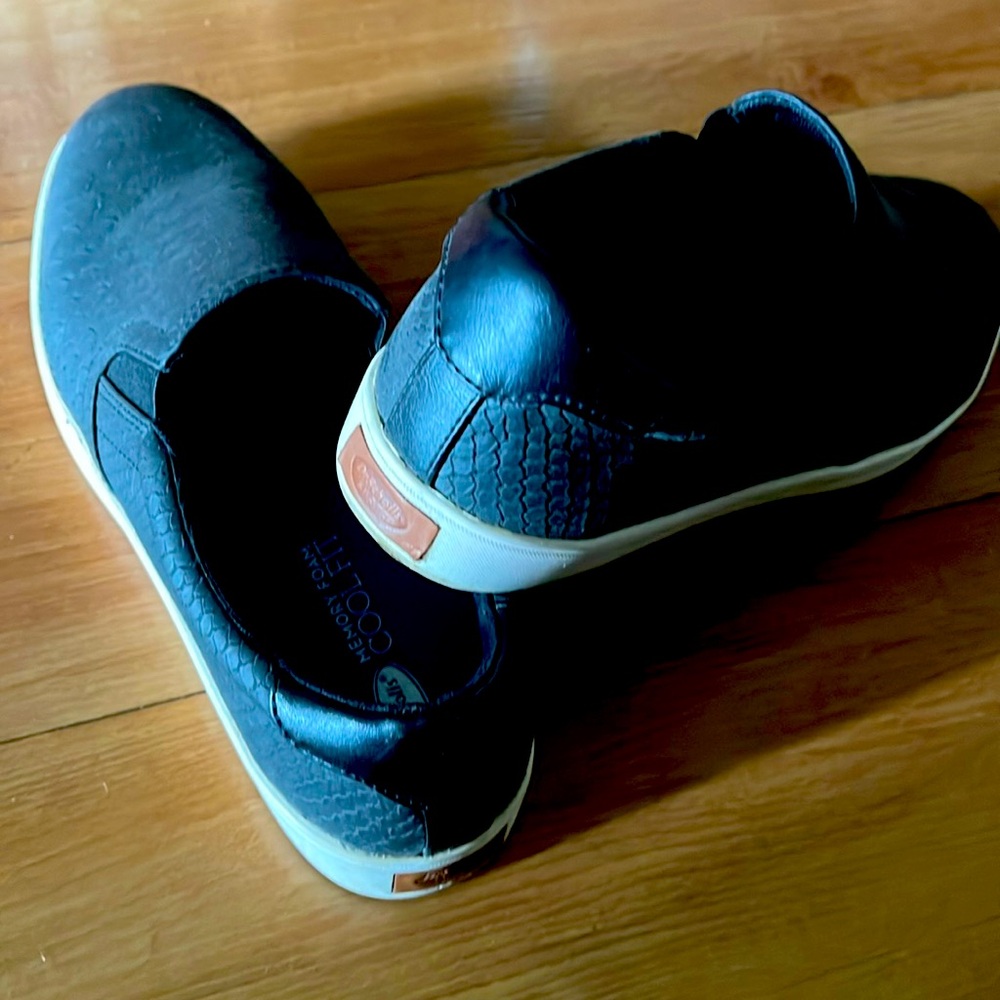 Women’s shoes